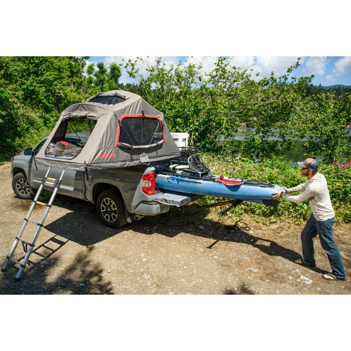 Roof Rack Accessory: Rooftop Tent (2-Person) | Yakima SkyRise HD Small - Image 7