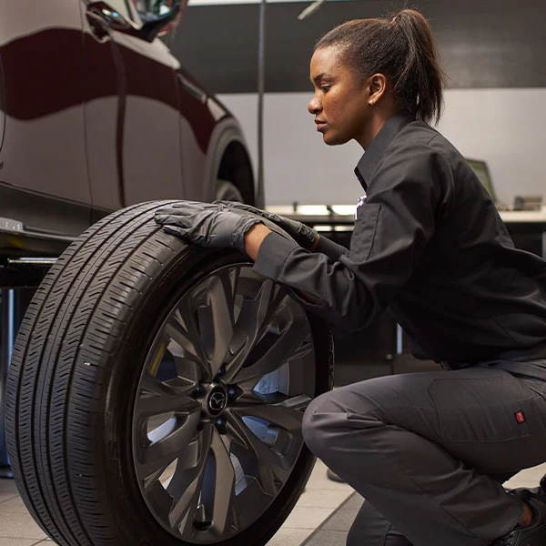 Service, Seasonal Tire Swap